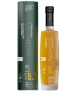 Flaske Octomore 16.3, terroir-drevet ekstrem tørvet Islay-whisky